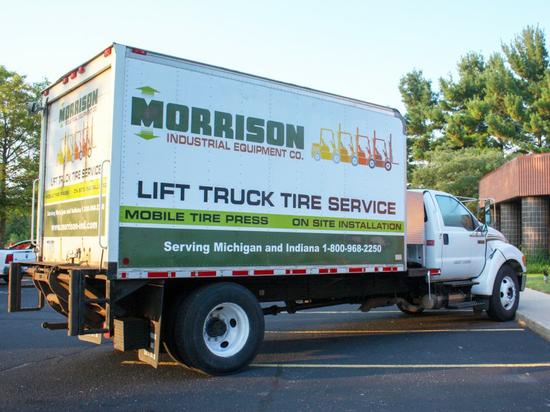 Mobile Tire Press Truck