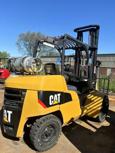 2016 CATERPILLAR GP45N1:IC Forklift - Pneumatic Tire