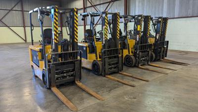 2015 CATERPILLAR EC30LN2:Electric Forklift - Counterbalance