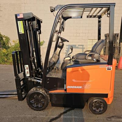 2019 DOOSAN BC25S-7:Electric Forklift - Counterbalance