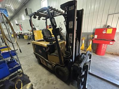 2018 CATERPILLAR EC30LN2:Electric Forklift - Counterbalance