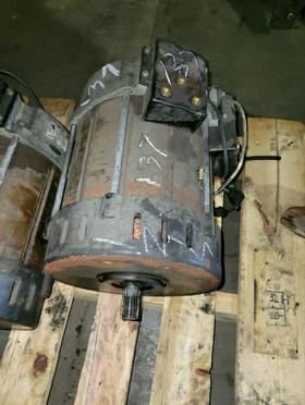 CATERPILLAR Used Traction Motor